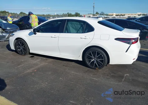 2024 Toyota Camry Se из США, поврежденный, VIN 4T1G11AK9RU889044